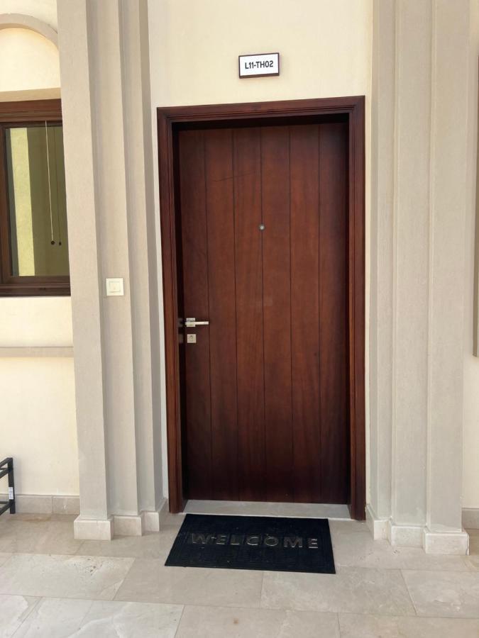 Cozy New Townhouse For 6 People! Villa Salalah Ngoại thất bức ảnh